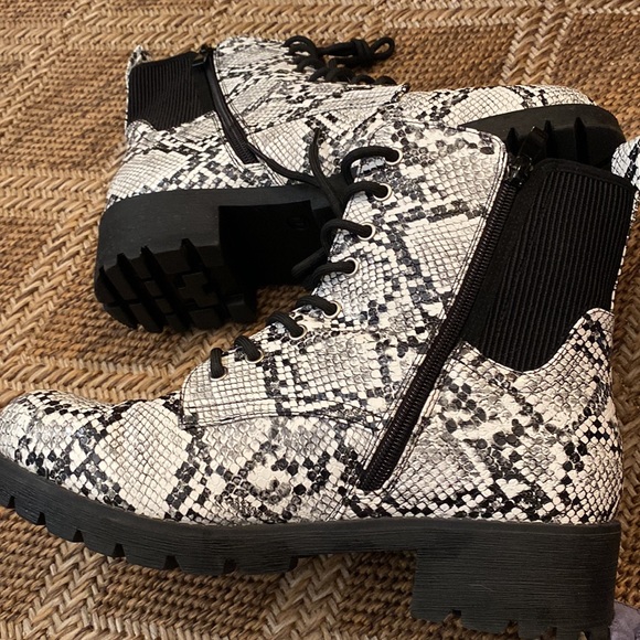 Faux Snakeskin Boots 10 - Picture 2 of 5